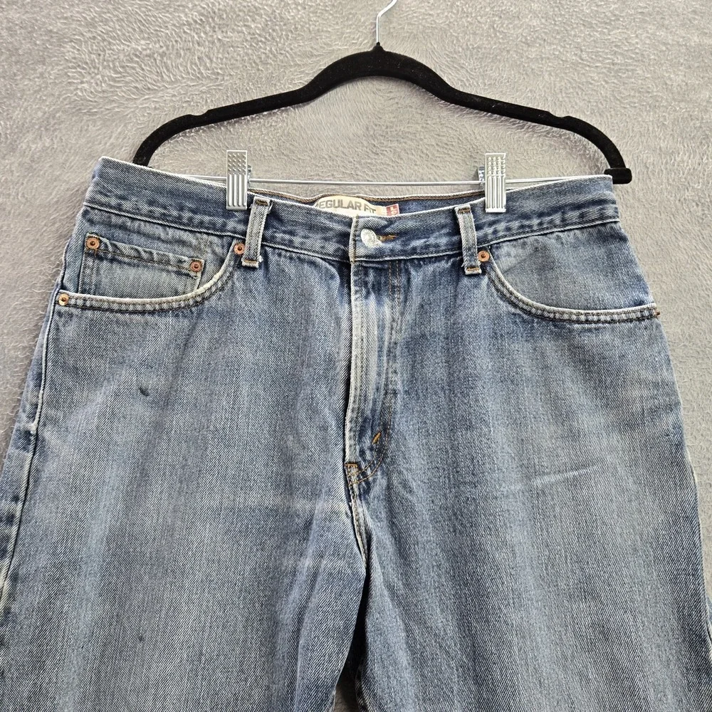Levis *please carefully